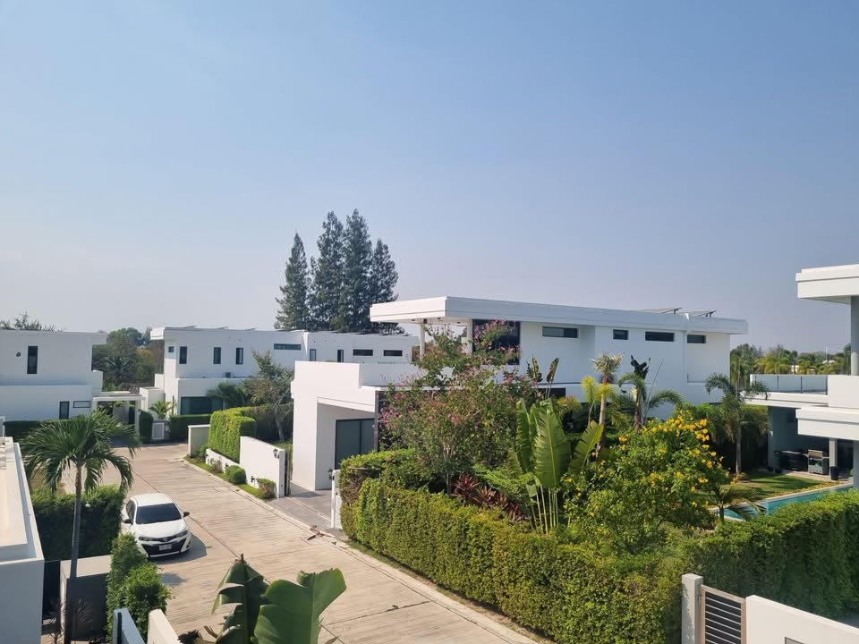 Stunning 4-bedroom pool villa in Soi 112, Hua Hin for sale. Solar power system, private saltwater pool, and resort-style amenities. Price: 15,000,000 THB.