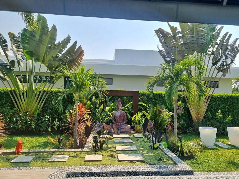 Stunning 4-bedroom pool villa in Soi 112, Hua Hin for sale. Solar power system, private saltwater pool, and resort-style amenities. Price: 15,000,000 THB.