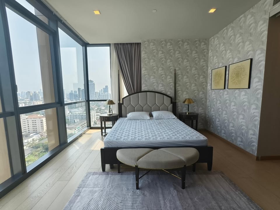 2-Bedrooms 3-Bathrooms 125 sqm condo at The Monument Thong Lo for Rent 150,000 THB/Month or For Sale 39.5M THB. Pet-friendly, city views, private lift.