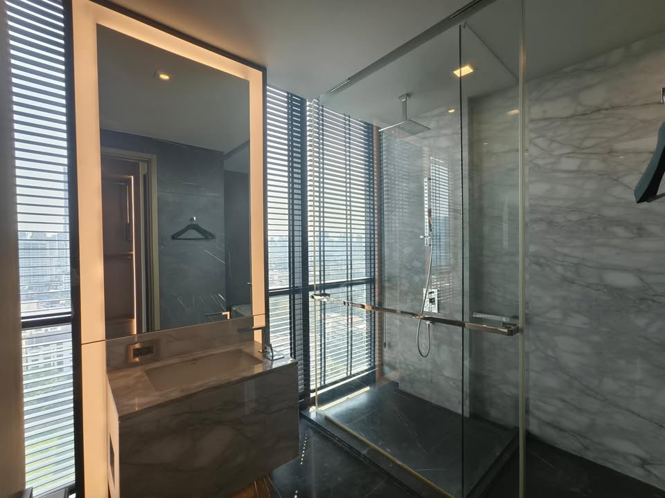 2-Bedrooms 3-Bathrooms 125 sqm condo at The Monument Thong Lo for Rent 150,000 THB/Month or For Sale 39.5M THB. Pet-friendly, city views, private lift.