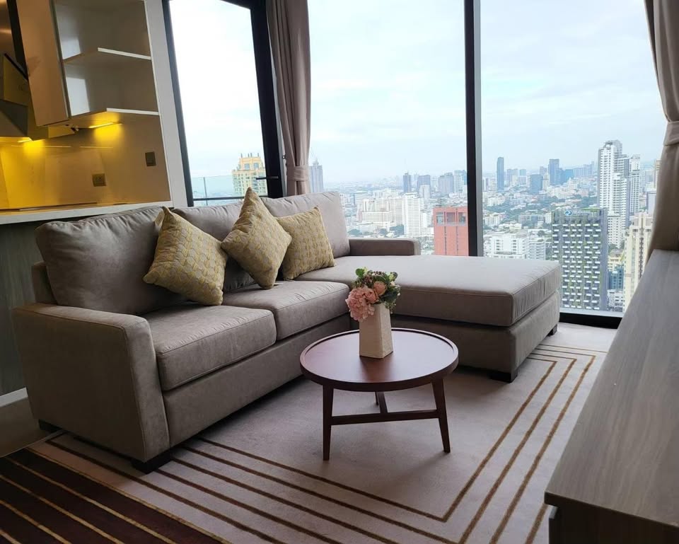 2-Bedroom, 2-Bathroom Duplex Condo for Rent at Celes Asoke, 91 sqm, ฿95,000/month, Fully Furnished, Near Sukhumvit MRT, Luxury Living in Sukhumvit 21, Available February 2025.
