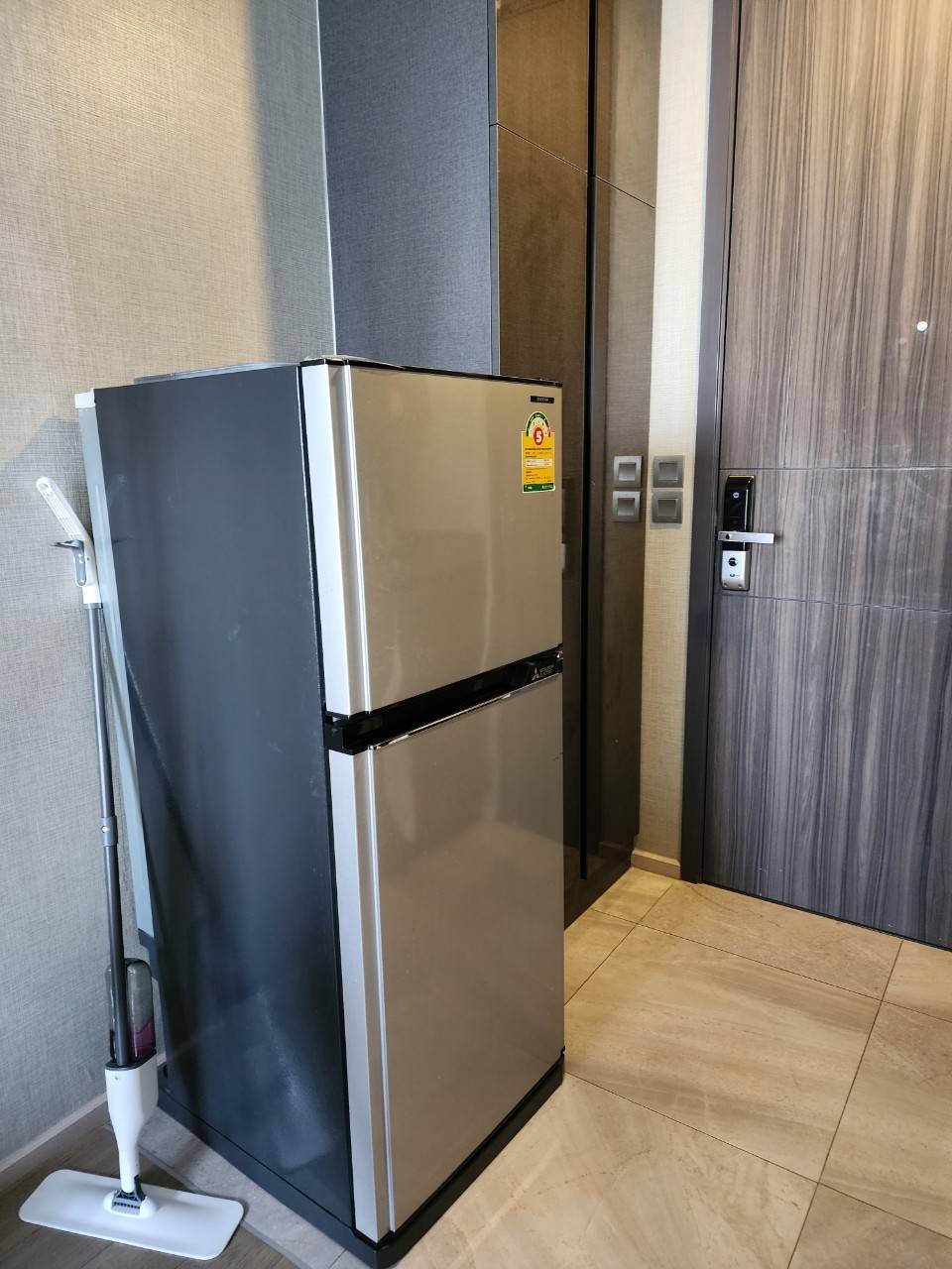 1-Bedroom, 1-Bathroom Condo for Rent at Ashton Asoke, 32 sqm, ฿30,000/month, Fully Furnished, Near Asoke BTS/MRT, Luxury Living in Sukhumvit, Available Now.