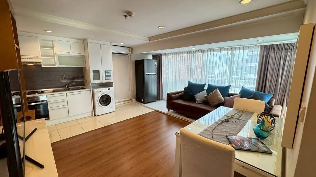 2-Bed 1-Bath 100 sqm Condo at Grand Park View Asok for Rent 45K THB Near BTS Asoke
