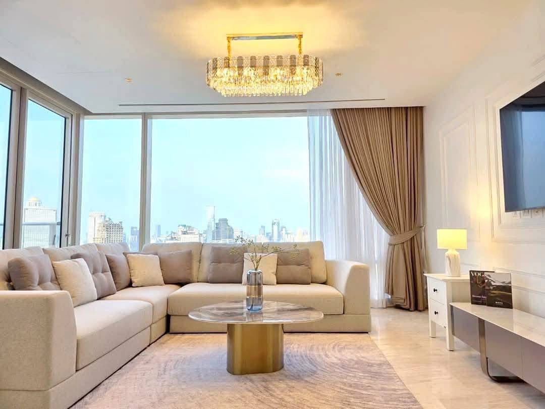 2-Bed 3-Bath 117 sqm Four Seasons Condo Near BTS Saphan Taksin for Rent 300K THB