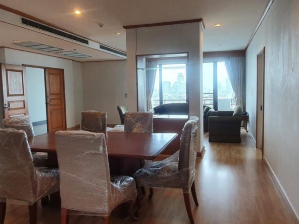 3 bedrooms 2 bathrooms charoenjai place for rent