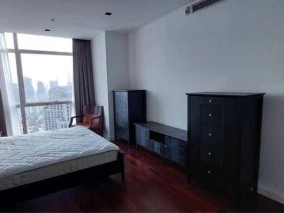 2 Bedrooms 3 Bathrooms Size 132sqm. Athenee Residence for Rent