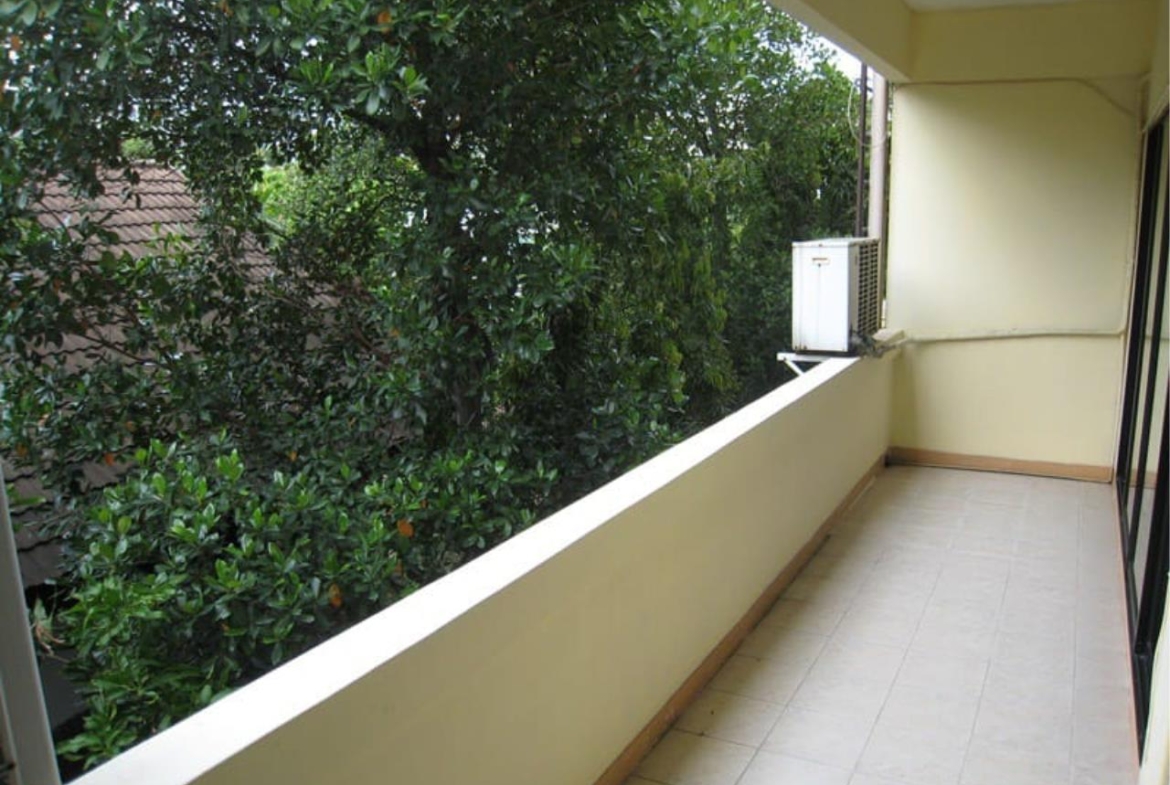 2 bedrooms, 2 bathrooms 100sqm size Lin Court For Rent