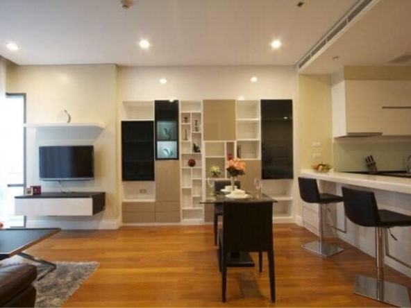 1 bedroom 1 bathroom at bright sukhumvit 24 for rent