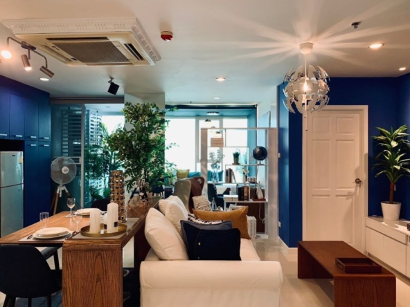 2 Bedrooms, 2 Bathrooms 80 sqm 6th Flr Sukhumvit Living Town For Rent