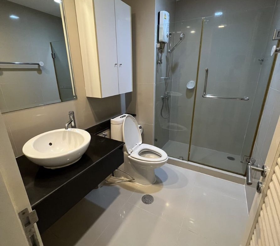 2 Bedroom, 2 Bathroom 80 SQM 18th Flr Nusasiri Grand For Rent