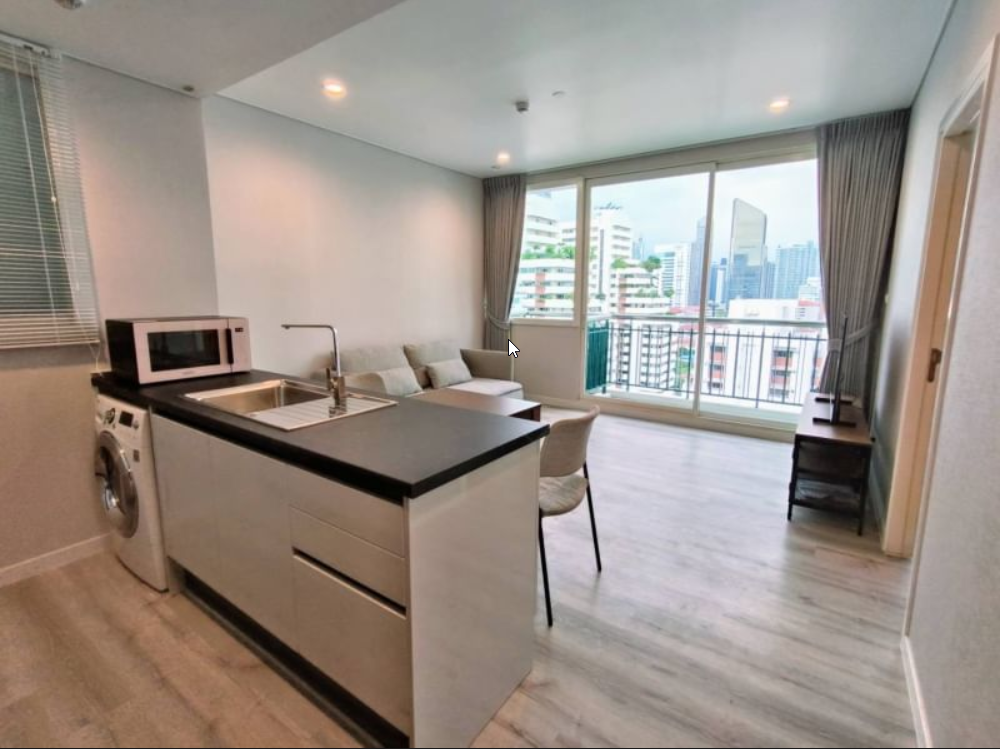 Newly renovated 1-bedroom unit at Wind Sukhumvit For rent