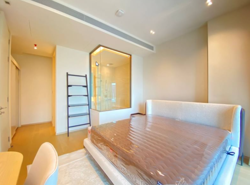 1 Bedroom, 1 Bathroom 53 sqm size 12A Flr The Strand Thonglor For Rent