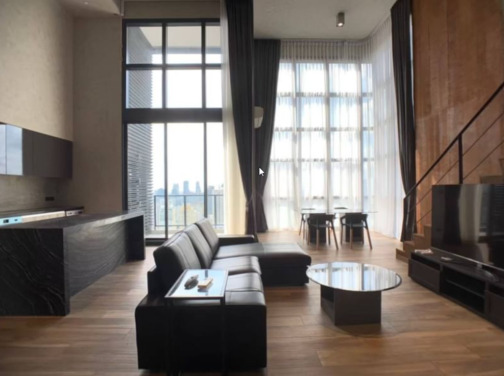 2 Bedrooms, 2 Bathrooms 120sqm size The Lofts Asoke For Rent