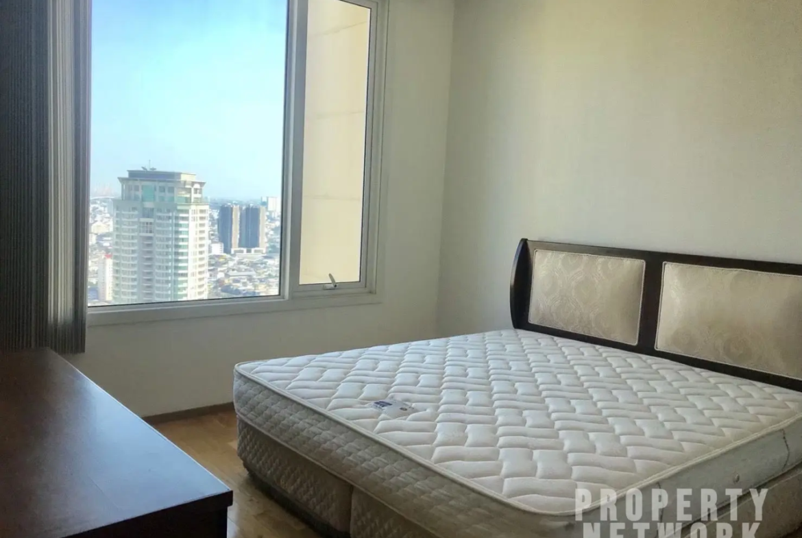 1 Bedroom 1 Bathroom Size 65sqm The Empire Place For Rent 30,000 THB For Sale 8,800,000 MB