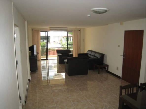 2 bedrooms, 2 bathrooms 100sqm size Lin Court For Rent