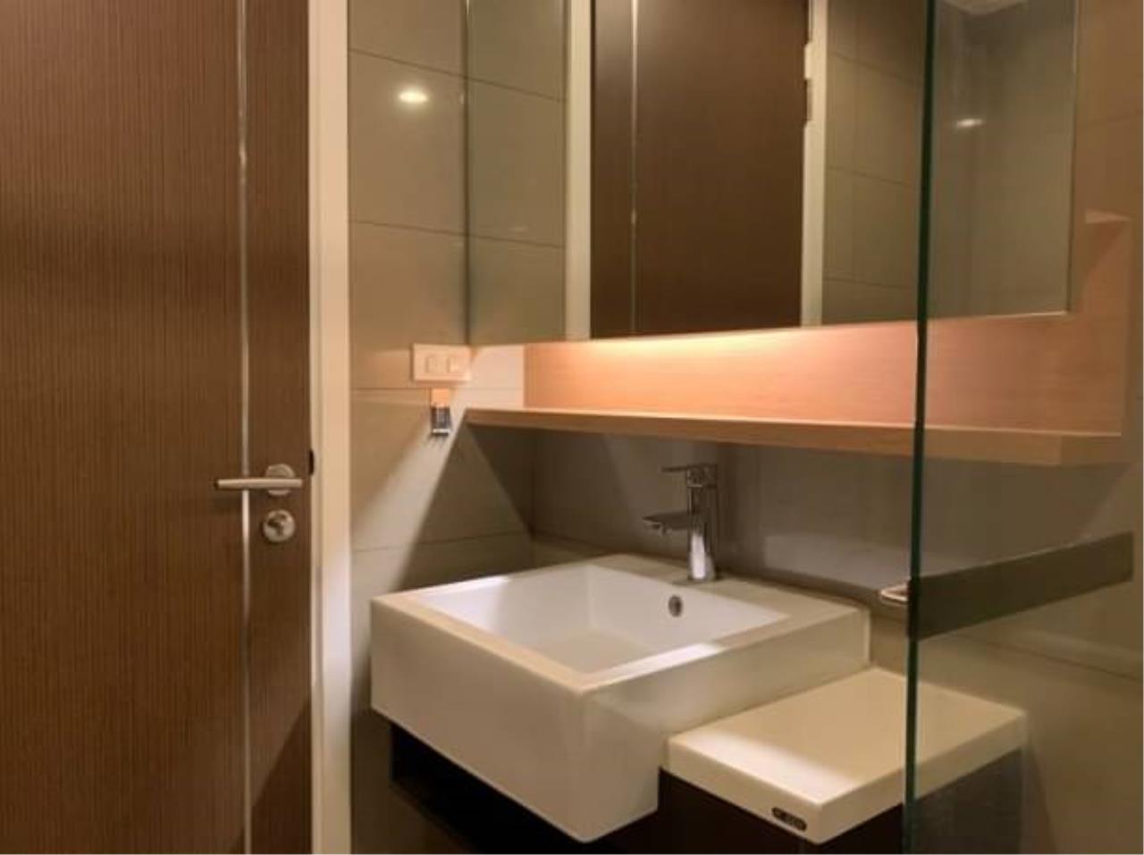 1 bedroom 1 bathroom 15 sukhumvit residence for rent for sale