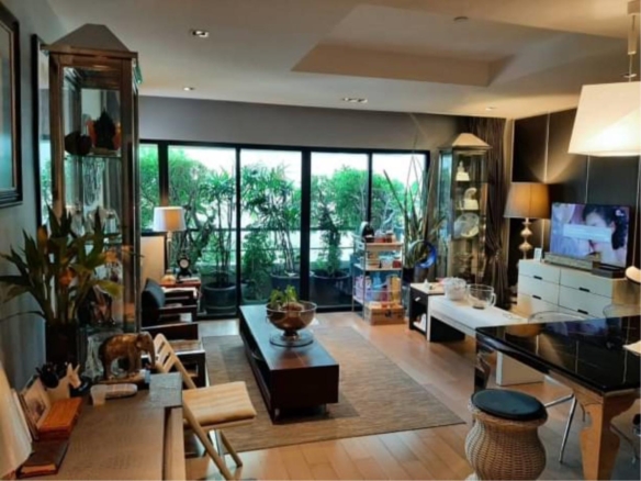 2 Bedrooms, 2 Bathrooms 100.29sqm Sathorn Gardens for Sale