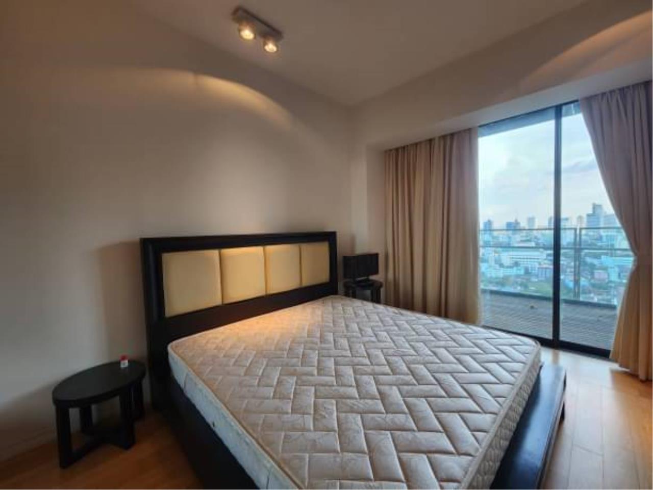 2 Bedrooms, 2 Bathrooms Size 93.22sqm. The MET Sathorn For Rent 65,000 THB & For Sale 17.1MTHB