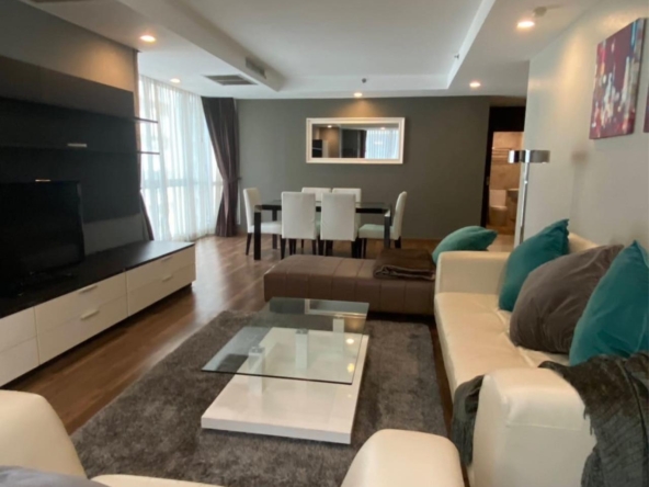 2 bedrooms 2 bathrooms the rajdamri for rent