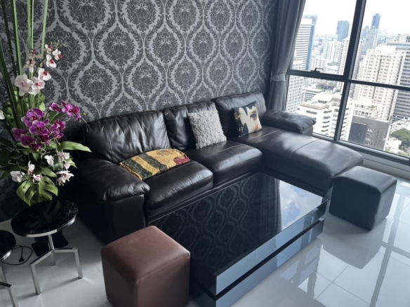2 bedrooms 2 bathrooms hyde sukhumvit 13 for rent