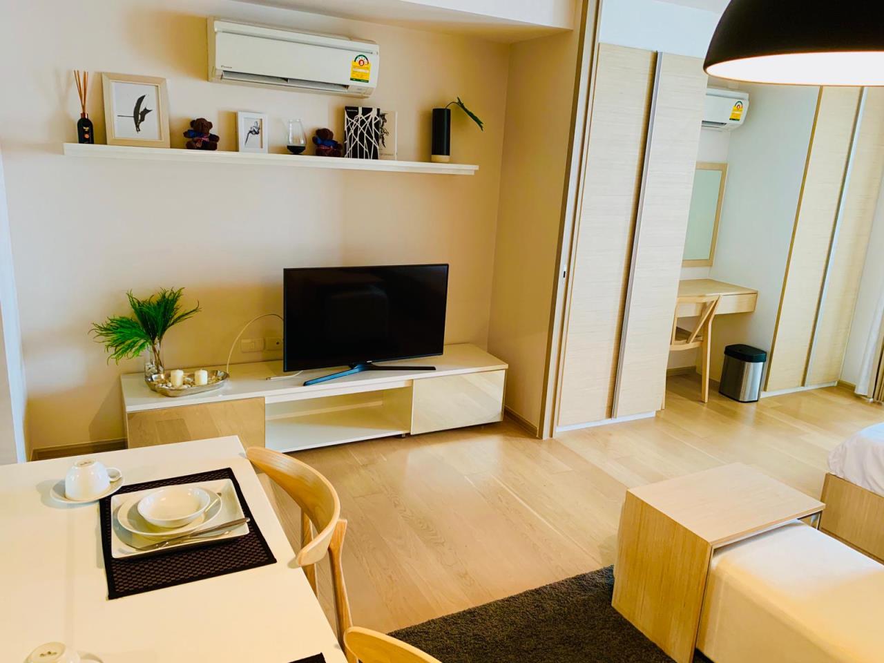 1 Bedroom, 1 Bathroom 38sqm size Liv At 49 for Rent 25,000THB