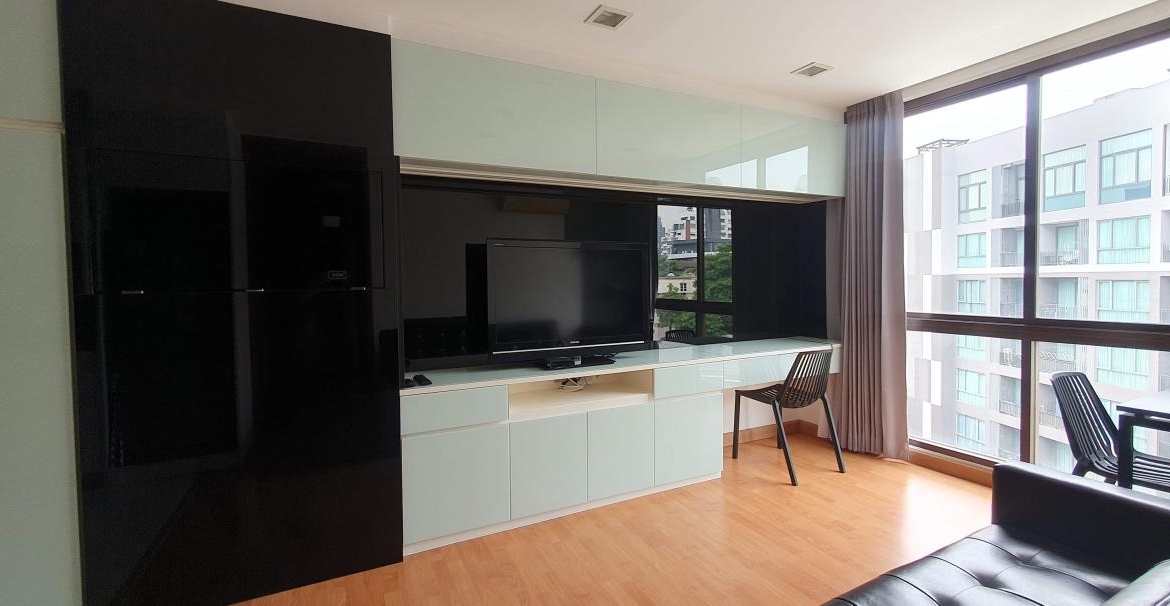 1 Bedroom, 1 Bathroom Size 38sqm XVI The Sixteenth Condominium For Rent 15,000THB for Sale 4.1 MB