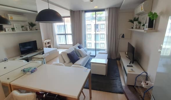 1 Bedroom, 1 Bathroom 38 sqm Liv at 49 For Rent 25,000THB