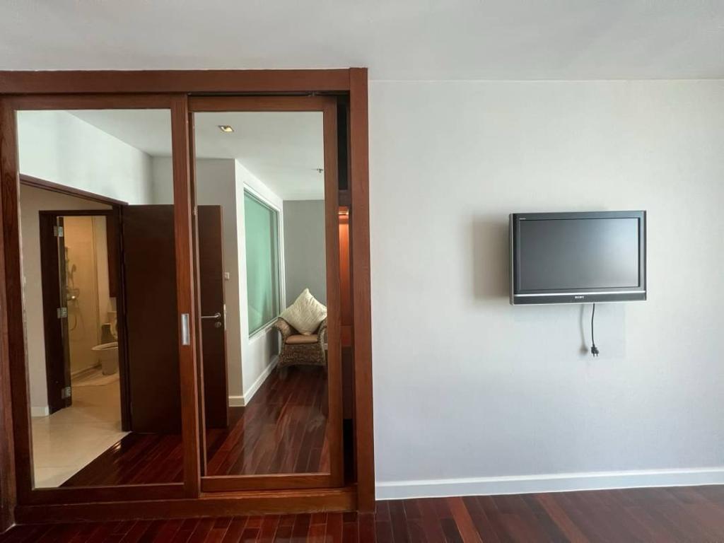 1 Bedroom, 1 Bathroom 66sqm Sukhumvit City Resort For Rent 25,000 THB