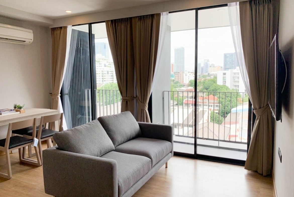 2 Bedrooms, 2 Bathrooms 54 sqm size FYNN Aree For Rent 35,000THB