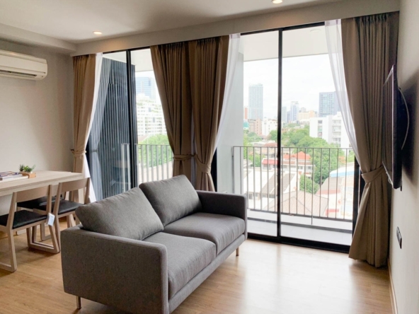 2 Bedrooms, 2 Bathrooms 54 sqm size FYNN Aree For Rent 35,000THB