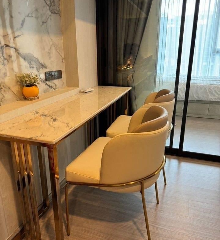 2 bedrooms, 2 Bathrooms 94 sqm at Sathorn Gardens For Rent 40KTBH