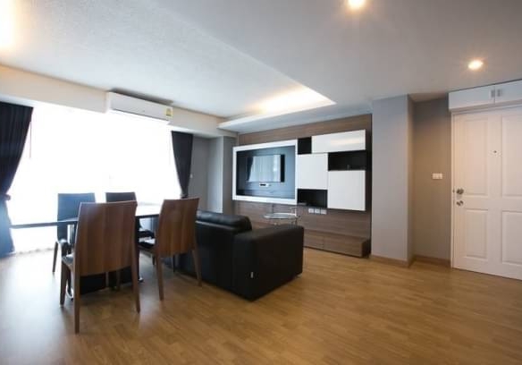 3 Bedrooms, 3 Bathrooms 85 sqm The Waterford Sukhumvit 50 For Rent