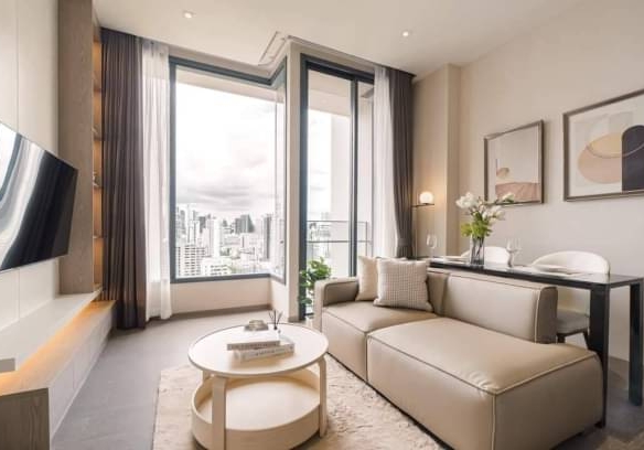 1 Bedroom, 1 Bedroom 47 sqm 22nd Flr The Esse Asoke For Rent