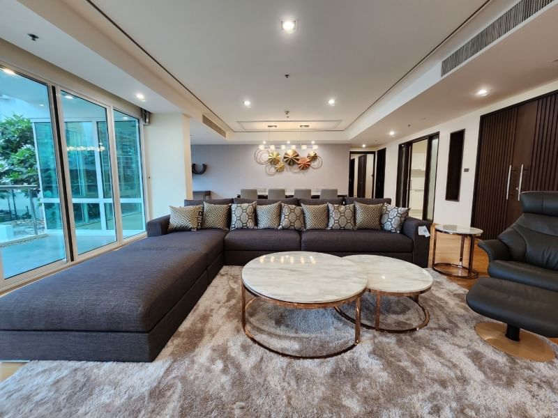 4 bedrooms, 4 bathrooms 296 sqm size Belgravia Residence For Rent 210K THB