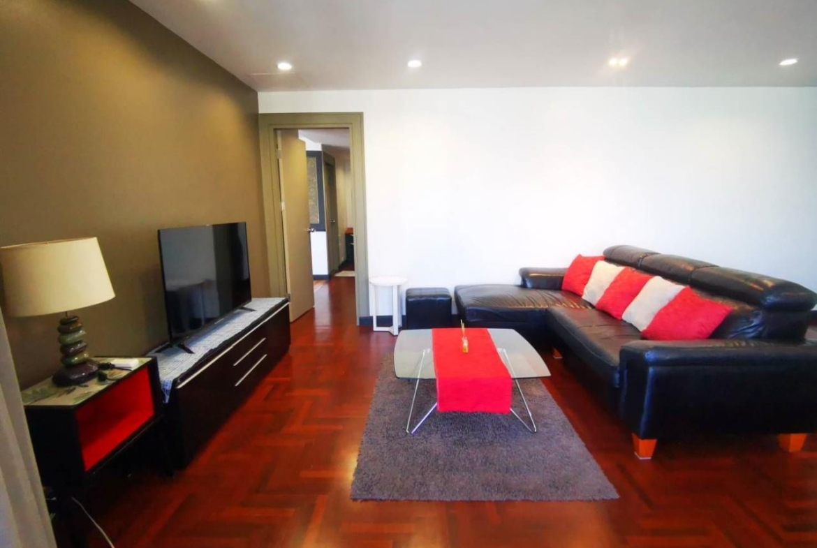 2 Bedrooms, 2 Bathrooms 123sqm size Lake Avenue For Rent