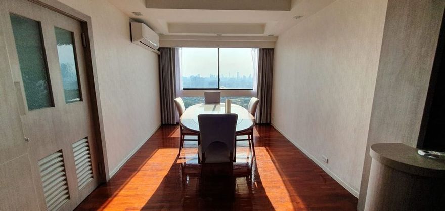 3 Bedrooms, 3 Bathrooms 223sqm at President Park Sukhumvit 24 For Rent 65,000THB/Month