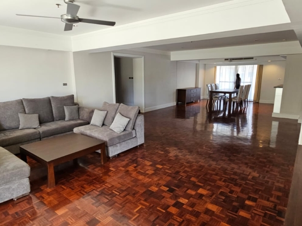 4 Bedrooms, 4 Bathrooms 300sqm size at Phirom Garden Residence For Rent 160, 000 THB/ Month