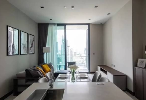 2 Bedrooms, 2 Bathrooms 92sqm size at Q 1 Sukhumvit For Rent 100K & For Sale 36M