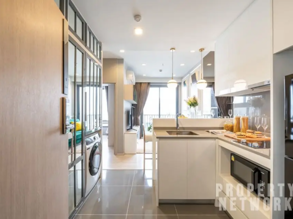 2 Bed/2 Bath 58 sqm 19th Flr @M Thonglor 10 Rent 50K/ Month.
