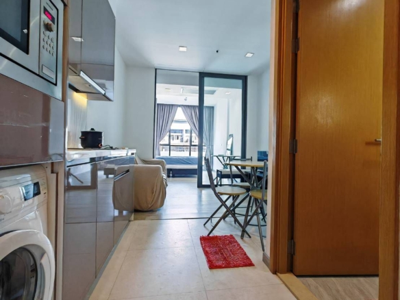 1 Bedroom, 1 Bathrooms 30sqm 12th Flr @Hyde Sukhumvit 13 For Sale 5.3MB