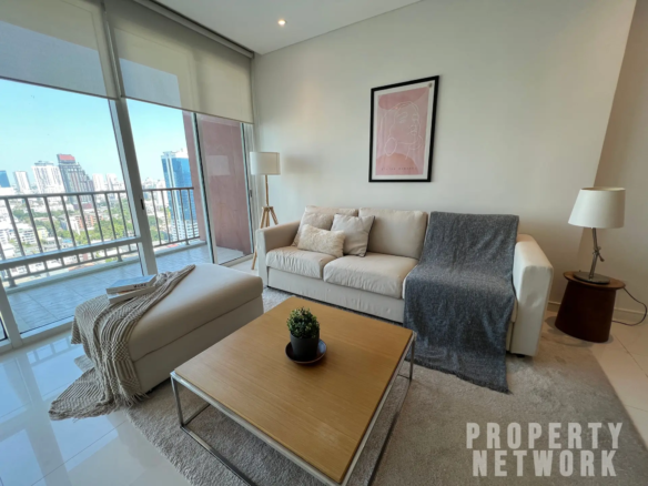 2Bed/2Bath 96sqm 22nd Flr Fullerton Sukhumvit Rent 78K/Month