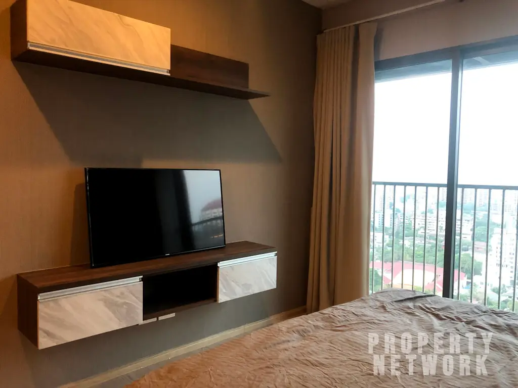1 Bed 1 Bath, 50 Sqm Condo for Rent at Noble Remix, 32,000 THB/Month near BTS Thong Lor