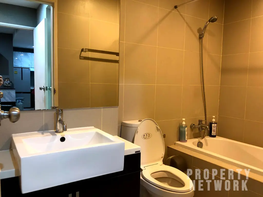 1 Bed 1 Bath, 50 Sqm Condo for Rent at Noble Remix, 32,000 THB/Month near BTS Thong Lor