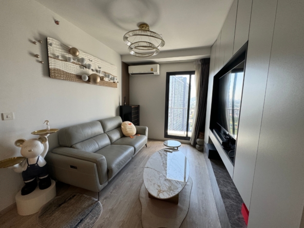 2-Bedroom, 1-Bathroom Condo for Rent at The Tree Pattanakarn-Ekkamai, 55 sqm, 35,000 THB/month, Near BTS Ekkamai