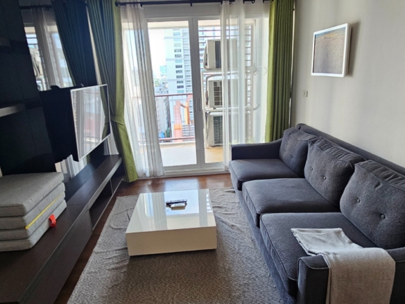 2-Bedroom 2-Bathroom 80sqm Condo for Rent at 15 Sukhumvit Residences Near Nana BTS, ฿35,000/month