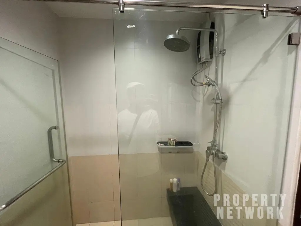 1-Bedroom, 1-Bathroom Condo for Rent at Sukhumvit Living Town – 58 sq.m., ฿20,000/month, Near MRT Phetchaburi, Fully Furnished