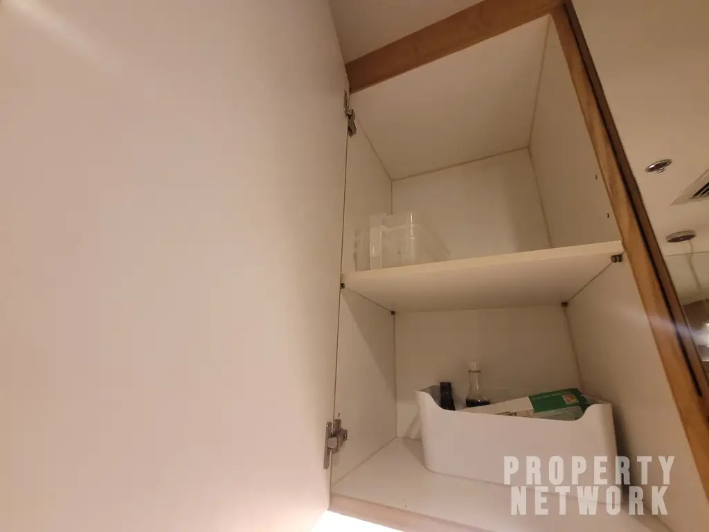 1-Bed, 1-Bath Condo for Rent/Sale at Noble Refine Phromphong, 32 sq.m., ฿22,000/month or ฿7,004,000, Near BTS Phrom Phong, Fully Furnished, Prime Location
