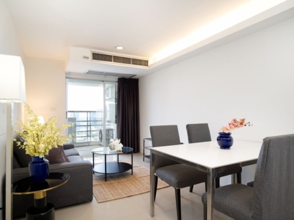 2-Bedroom, 2-Bathroom Condo for Rent at The Waterford Diamond Tower, 85 sqm, 45,000 THB/month, Near BTS Phrom Phong