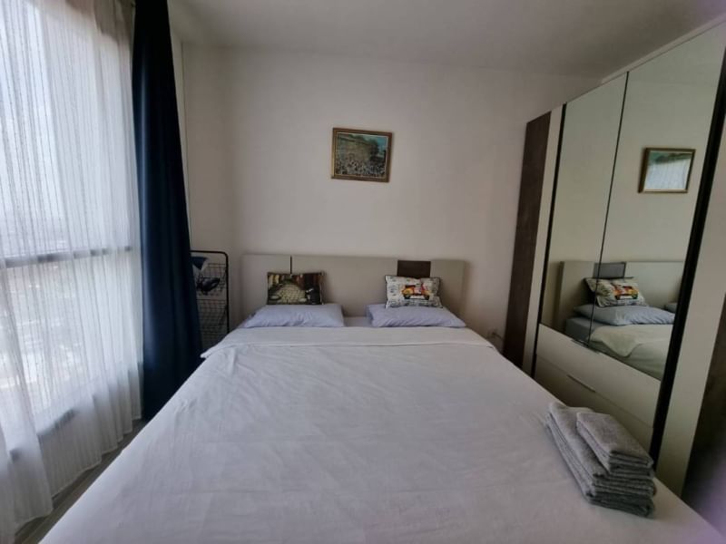 Stylish 1-bedroom condo for rent at Life Sukhumvit 48. Fully furnished, 30 sqm unit with stunning city views near BTS Phra Khanong. Rent: 17,000 THB/month.