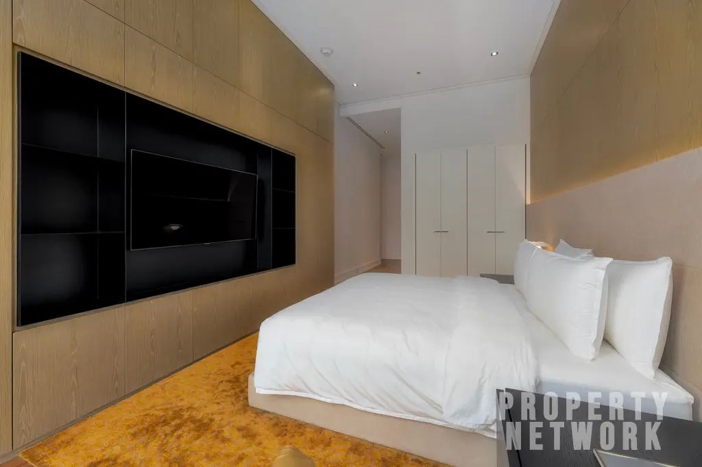 Discover luxury living at The Ritz-Carlton Residences, a 4-bedroom, 4-bathroom condo on the 58th floor, offering 486 sqm of elegance for sale at 350M THB. near BTS Chong Nonsi and near MRT Sam Yan